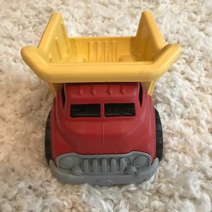 Green Toys Eco-Friendly Dump Truck - Red & Yellow - NO BPA PVC Dishwasher Safe - Picture 1 of 6