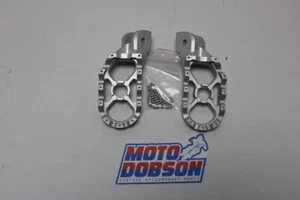 Ducati Scrambler Flat Track Pro 800 96280211A Footrest Foot Peg - Picture 1 of 4