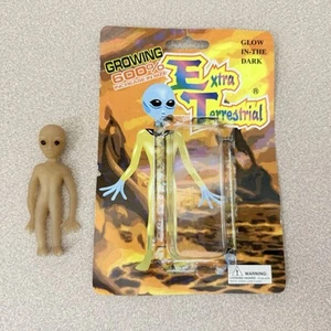 Vintage Alien Action Figure Glow in the Dark UFO Growing Extraterrestrial 1970s - Picture 1 of 3