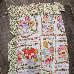 Tende arruffate vintage anni 80 fragola shortcake & friends 1 pannello 40"x77" - Foto 1 di 16