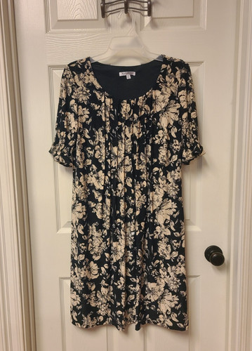 VETEMENTS Abito donna NorthStyle taglia MEDIA nero floreale ECC CONDIZIONI e comodo! Lungo Fluido