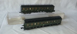 Calibre N CASI COMO NUEVO 2x Fleischmann 8785K Green Clerestory Coach DR Deutsche Reichs - Imagen 1 de 6