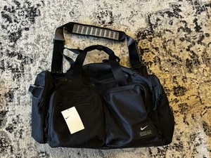 Nike Utility Training Dallas Cowboys Duffel Duffle Bag Black 51L CK2792-010 - Picture 1 of 8