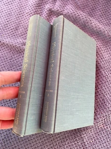 Physical Sciences: A Bibliography of Bibliographies by Theodore Besterman (1971, - Picture 1 of 4