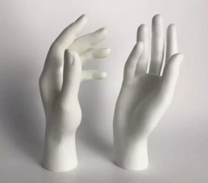 Hand Mannequin Female Arm Display Base Gloves Jewelry Models 21cm Plastic 1 Pair - Bild 1 von 4