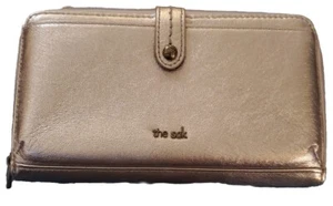 THE SAK Iris Smartphone Convertible Crossbody Wallet Purse Metalic Silver Flaw - Picture 1 of 5
