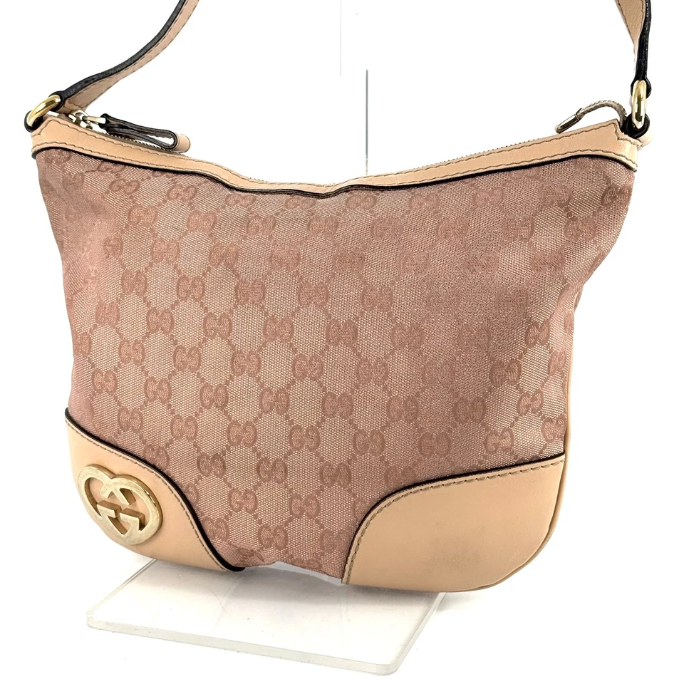 Auténtico bolso bandolera GUCCI Lovely Heart GG de lona y cuero brillante Foto 1 de 4