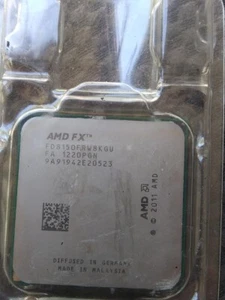 AMD FX-Series FX 8150 FD8150FRW8KGU 3.6GHz 8C 125W Socket AM3+ CPU Processor - Imagen 1 de 3
