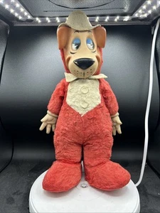Knickerbocker - HUCKLEBERRY HOUND RUBBER FACE PLUSH, 1958, Hanna Barbera, 17” - Picture 1 of 2