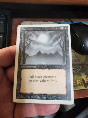 Revised 3rd Edition   MTG  1  Bad Moon  Magic - Image 1 of 2