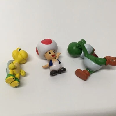 Super Mario Bros Yoshi Koopa & Toad 2" figure 2007 Nintendo toy Topper lot of 3 - Image 1 of 4
