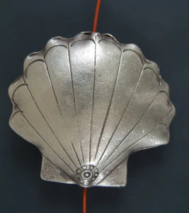 HAND MADE HILL TRIBE SILVER BEAD  - LARGE SHELL - Picture 1 of 3