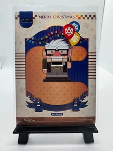 Carl Fredricksen Disney 100 Pixar Holiday Trading Card MC-SCR06 Christmas Up - Bild 1 von 4