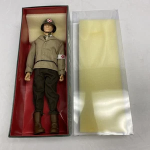 1:6 Elite Brigade WWII Medic Cotswold Collectibles - Picture 1 of 4