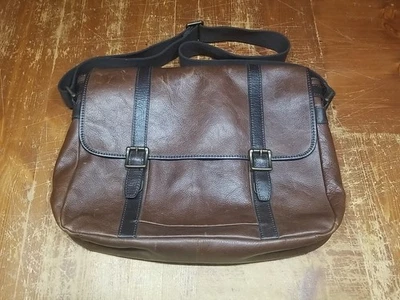 Fossil Brown Cow Hide Heavy Thick Leather Messenger Bag Interior Pockets 16x14x3 - Image 1 of 4