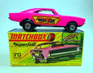 Matchbox SF Nº 70B Dodge Dragster rosa raro "Wild Cat" pegatina excelente en caja - Imagen 1 de 8