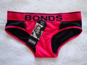 BONDS, Bikini in Size 8/10, Colour in Black and Red - Picture 1 of 2