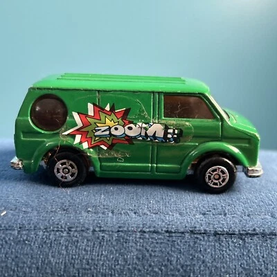 Furgoneta Bedford Zoom vintage años 80, verde 1/64 Foto 1 de 4