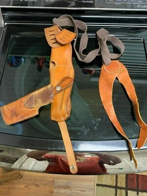 FUNDA DE HOMBRO VINTAGE + BUCHEIMER FMA-250  Foto 1 de 4