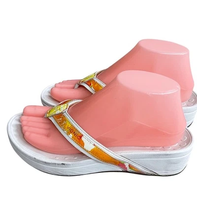 Vionic Women's White Floral Wedge Flip Flop Sandals Comfort Arch Support USA 7 - Image 1 of 4