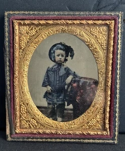 Niño ambrotipo coloreado a mano de la era de la Guerra Civil con sombrero de ala ancha foto de 1/6 placa - Imagen 1 de 5