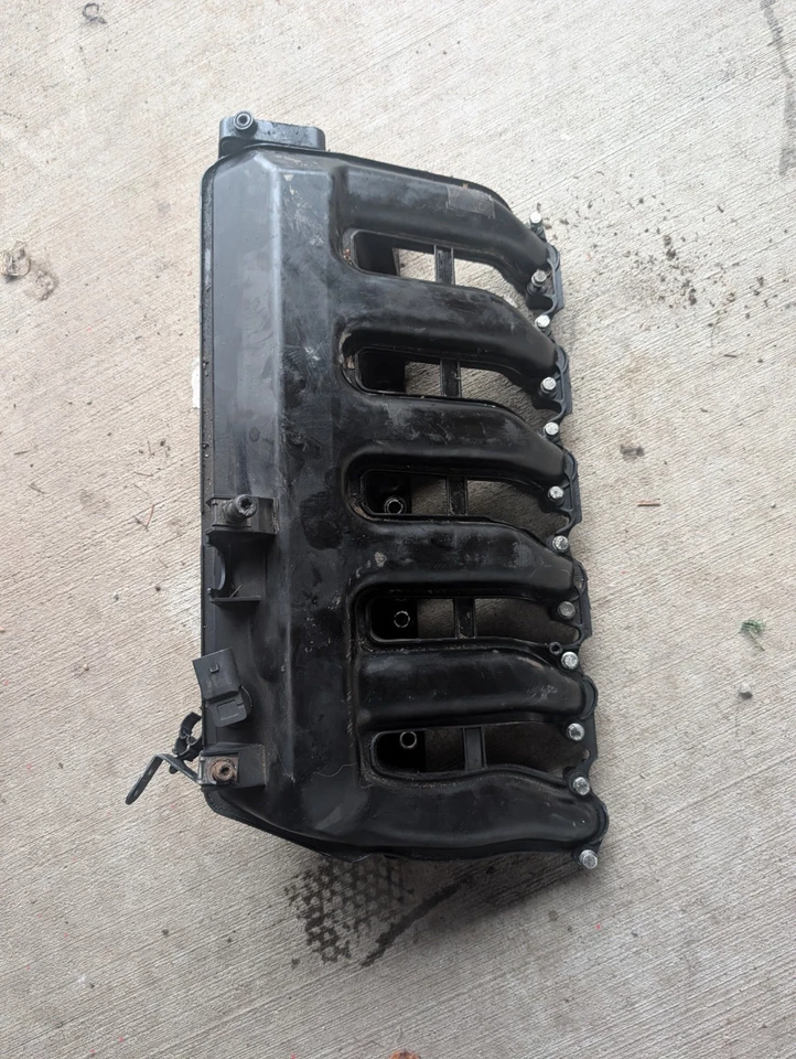 2009-2013 BMW X5 335D E70 E90 3.0L Diesel Engine Intake Manifold 7790480 - Image 1 of 4