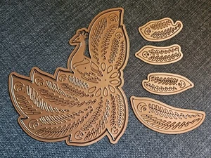 Spellbinders Glorious Peacock die set - Peacock Paradise Collection - Dawn Bibby - Picture 1 of 2