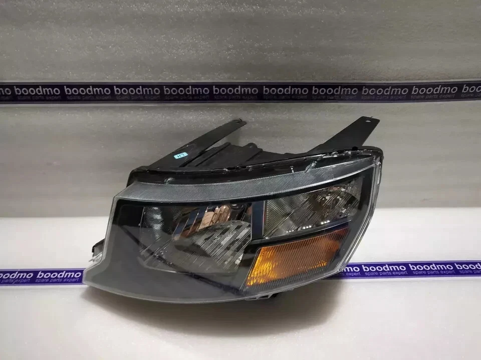 Headlight for MAHINDRA IMPERIO DC, imperio SC - 1701AAA06991N - Mahindra - Image 1 of 1