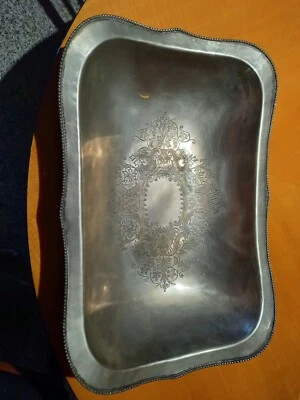 GRANDE VASSOIO CONCAVO BATTUTO A MANO FINE 800 - Immagine 1 di 3