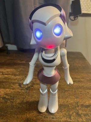 2007 Sakura Best Friend Robot Interactive Electronic Robot Vintage Rare - Image 1 of 4