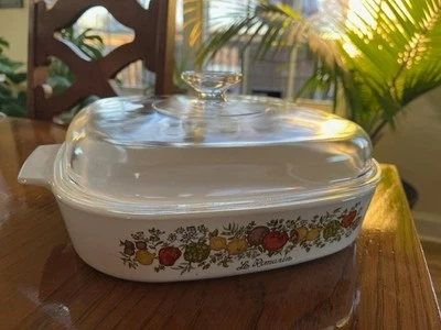 Vintage 1972-79 A-10-B Spice of Life, Le Romarin Corning Ware w/Pyrex A-12-C Lid - Image 1 of 4