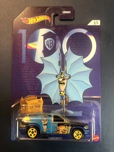 2021 Hot Wheels WB 100 2/5 Looney Tunes Batman Silver And Blue Fandango Truck - Bild 1 von 12