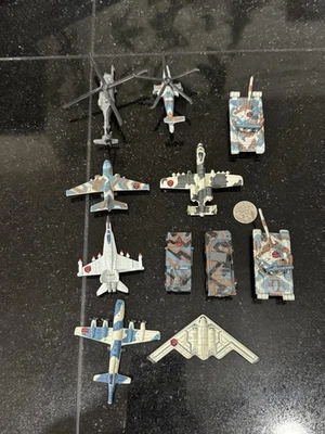 Lotto militare micro macchine vintage 1994 11 carri armati jet elicotteri galoob giocattoli - Immagine 1 di 4