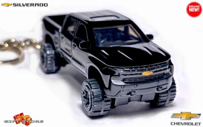 🎁🎄🍁VERY RARE KEYCHAIN BLACK CHEVY SILVERADO CUSTOM Ltd Ed. 💕GREAT GIFT💕📦🎁 - Image 1 of 4