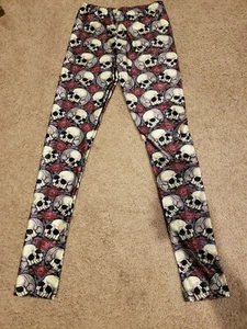 Skull Yoga Pants Leggings Activewear New Without Tags XS S - Picture 1 of 2