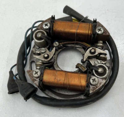 GENUINE BOSCH 1 217 032 259 STATOR ARMATURE PLATE VINTAGE TWIN CYL ENGINE USED - Image 1 of 4