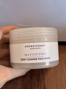 Aromatherapy Associates Mattifying Purifying Facial Scrub (Supersize) 200ml - Picture 1 of 2