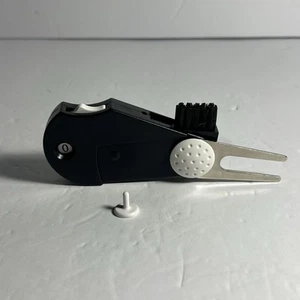 5 in 1 Golf Multi-Tool with Club Brush, Divot Tool, Stroke Score Counter New (D) - Picture 1 of 6