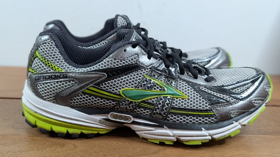 BROOKS RAVENNA 2 Walking Running Womens 10 Shoes Silver Neon Green Sneakers S1 - Image 1 of 4