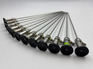 Used of Karl Storz 27005CA  4.0 mm 70º HOPKINS® Autoclavable Telescope, 30 cm - Picture 1 of 2