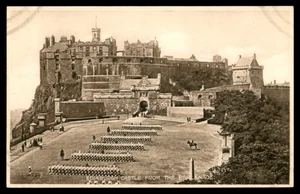 AK Edinburgh Castle Esplanade - Bild 1 von 2