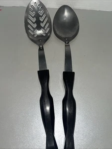 2 CUTCO Serving Spoon Set 1712 & 1713 (Solid & Slotted) Brown Handles Pre-Owned - Picture 1 of 4