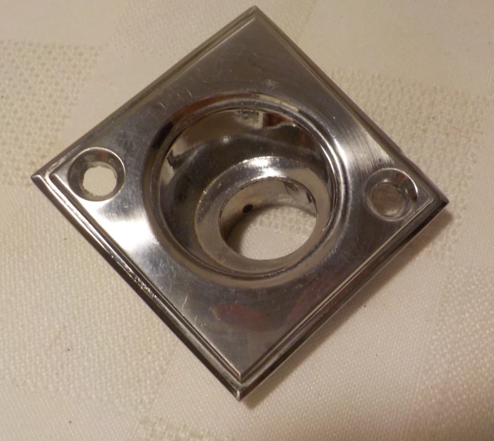 Bisel de espejo Jervis remoto One GM 101616 para Oldsmobile Cutlass 442 1970-72 Foto 1 de 2