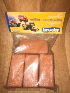Farm Accessories 4 Square Quadrant Straw/Hay Bales - Bruder 02342 NEW - Picture 1 of 4