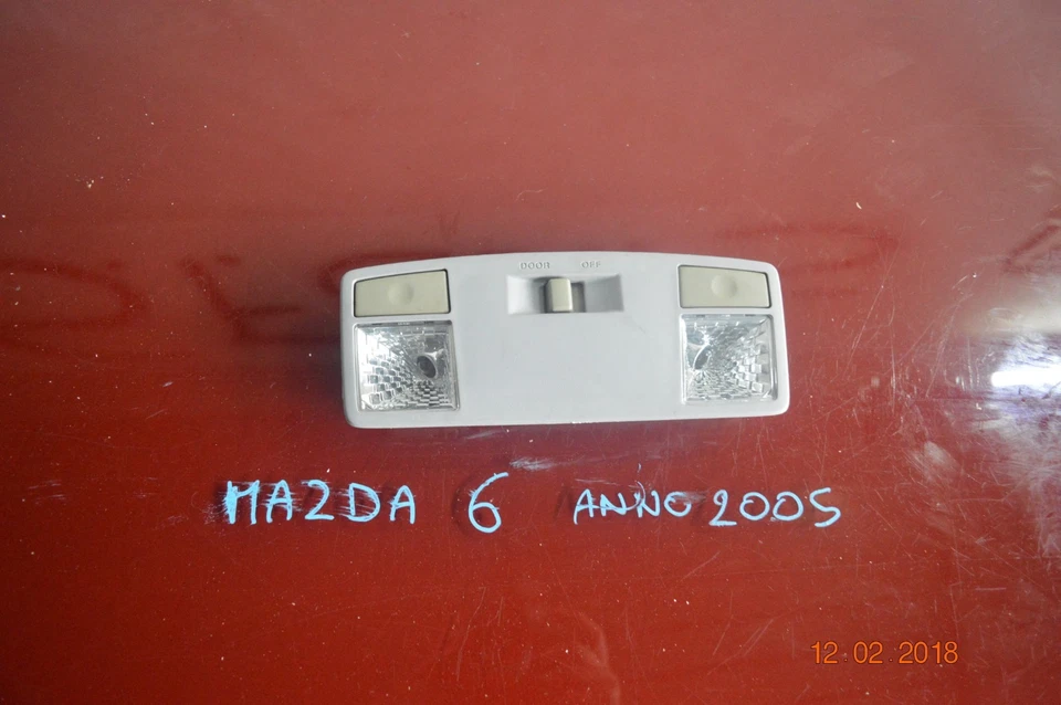 PLAFONIERA LUCE INTERNA DI CORTESIA  MAZDA 6 2005 Foto 1 de 1