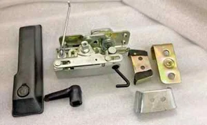 Fit For Suzuki Samurai SJ410 SJ413 Gypsy -"Rear Tailgate Complete Lock Set" - Picture 1 of 7