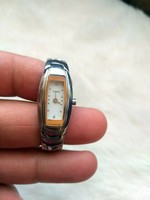 citizen quartz base metal yp 2030