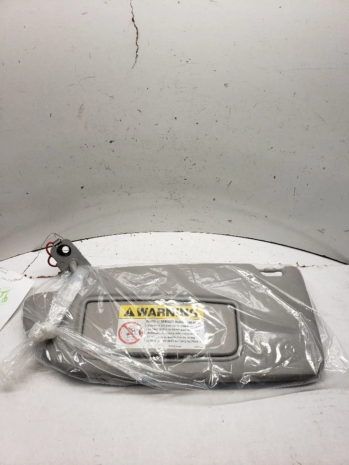 Viseira solar driver iluminada compatível com 02-04 VOLVO 60 SERIES 1399336 - Imagem 1 de 4