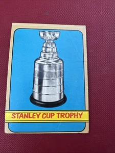 1972-73 O-Pee-Chee Set Break #253 Stanley Cup Trophy EX - Imagen 1 de 2