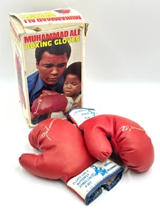 MUHAMMAD ALI BOXING GLOVES MEGO - Picture 1 of 17